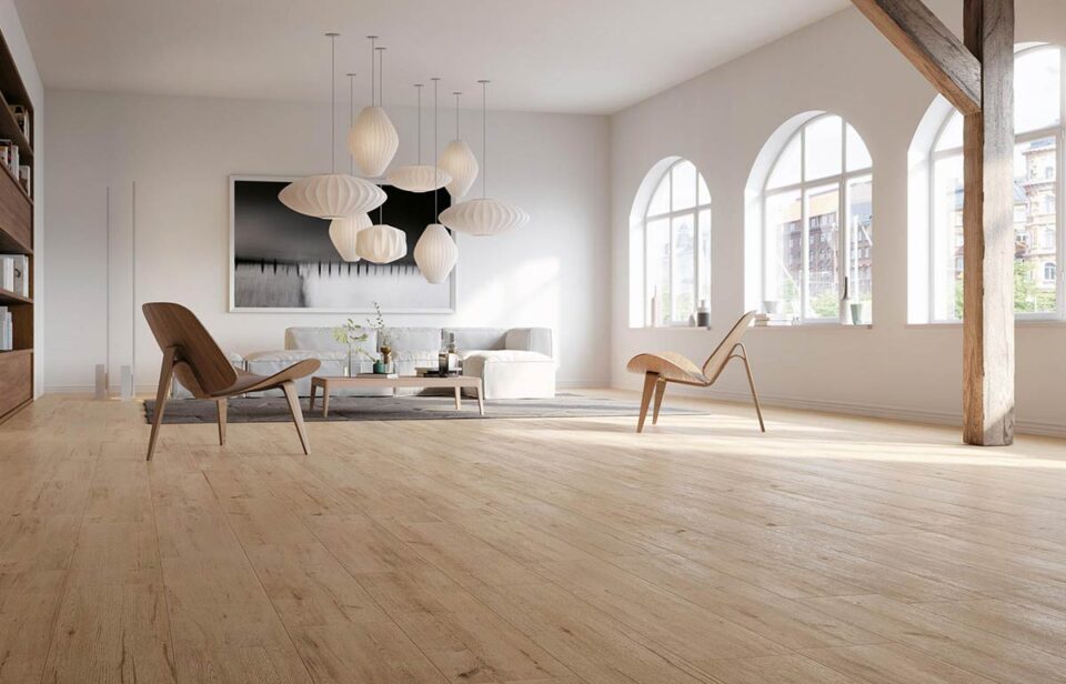 parquet pour accompagner les murs blancs